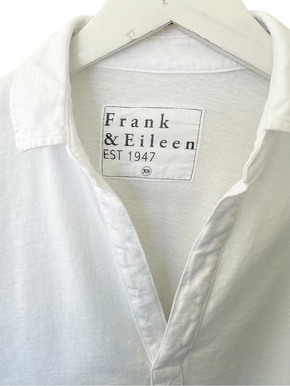 Frank & Eileen • Patrick Popover Cotton Henley - Picture 3 of 9